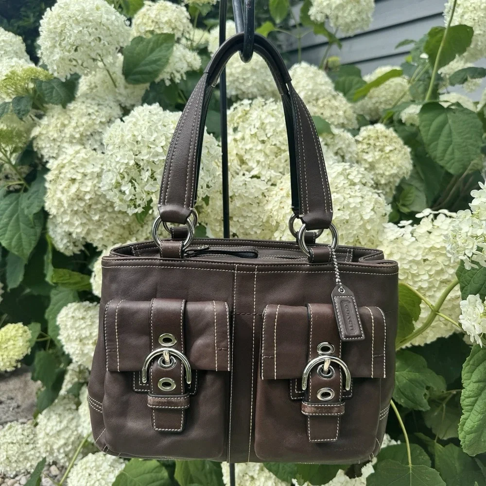 COACH SOHO Tote Chocolate Brown Buckle, Snap, Zip Shoulder Bag Purse EUC